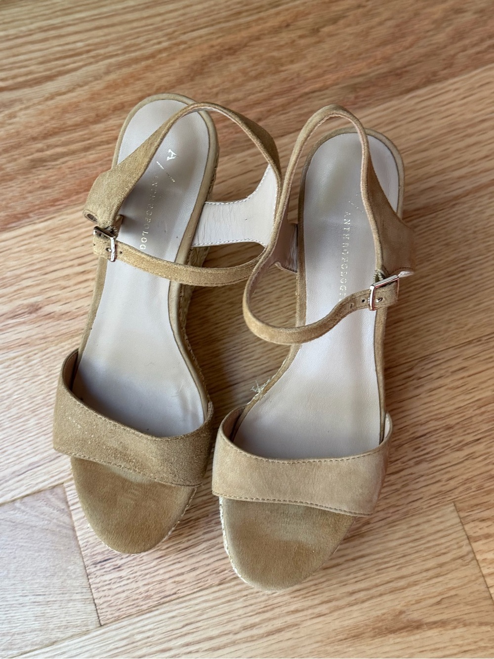 Anthropologie Textured Wedge Sandals Tan Suede Raffia Platform Heels Size 8 - Picture 7 of 9